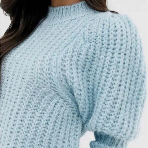 ASOS DESIGN chunky rib balloon sleeve jumper in lofty yarn - Picture 5 of 6